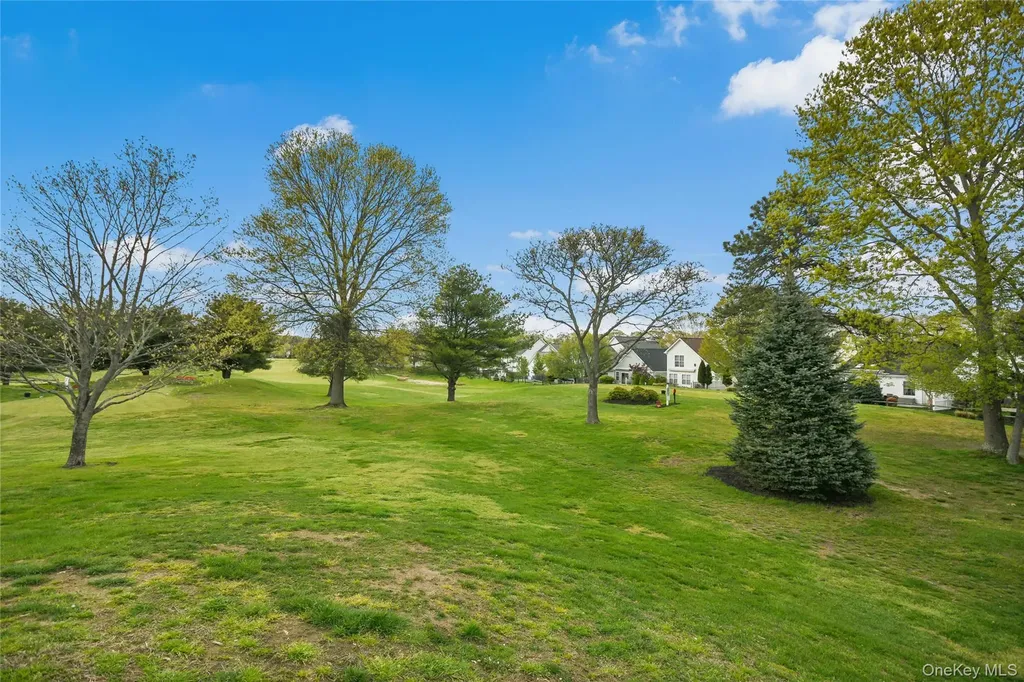 1 Ariel Drive Middle Island NY 11953