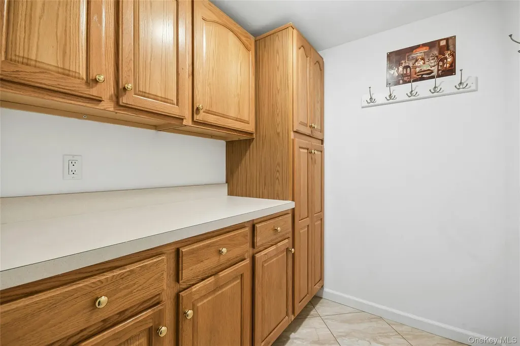 1 Ariel Drive Middle Island NY 11953
