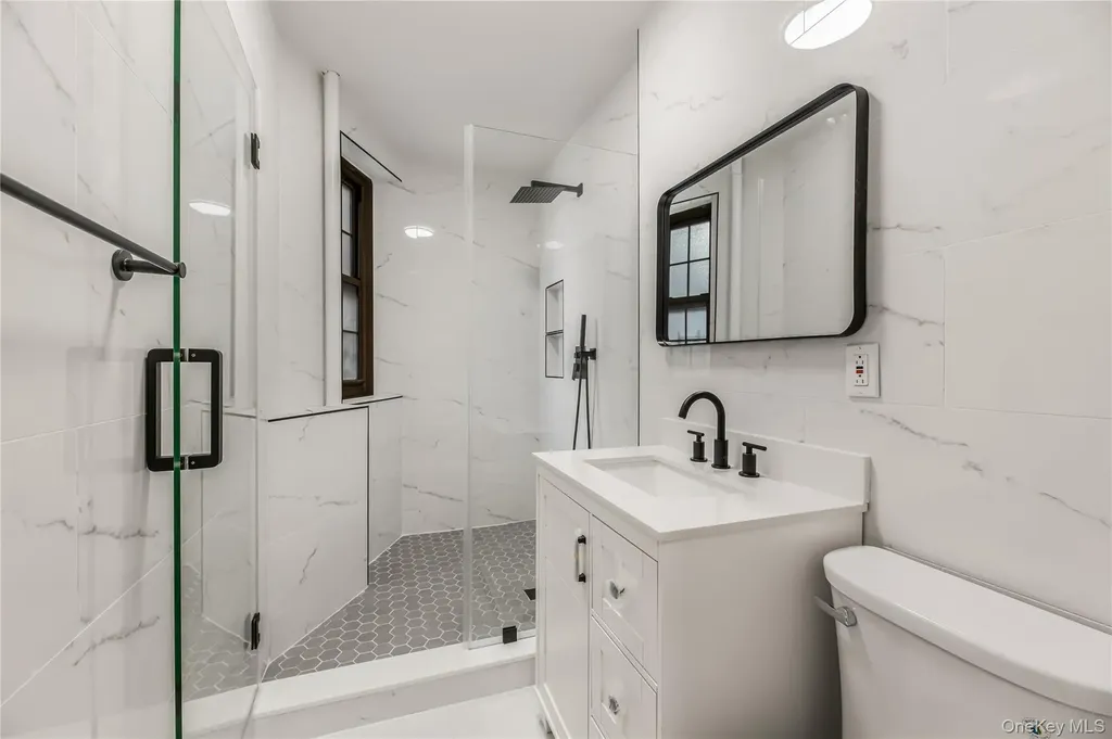 1100 Grand Concourse Bronx NY 10456