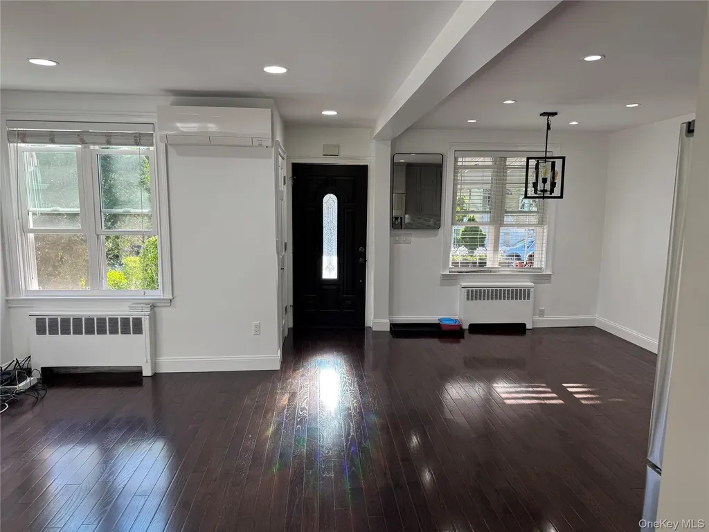 2742 Tenbroeck Avenue Bronx NY 10469