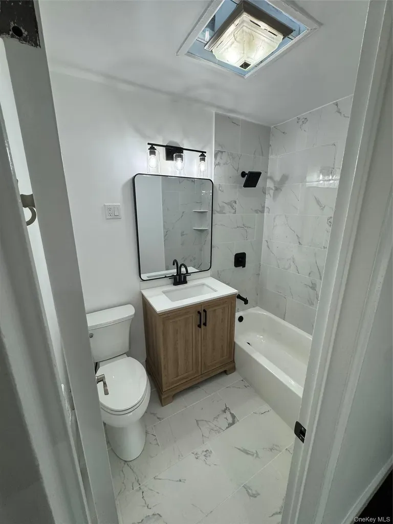 2742 Tenbroeck Avenue Bronx NY 10469