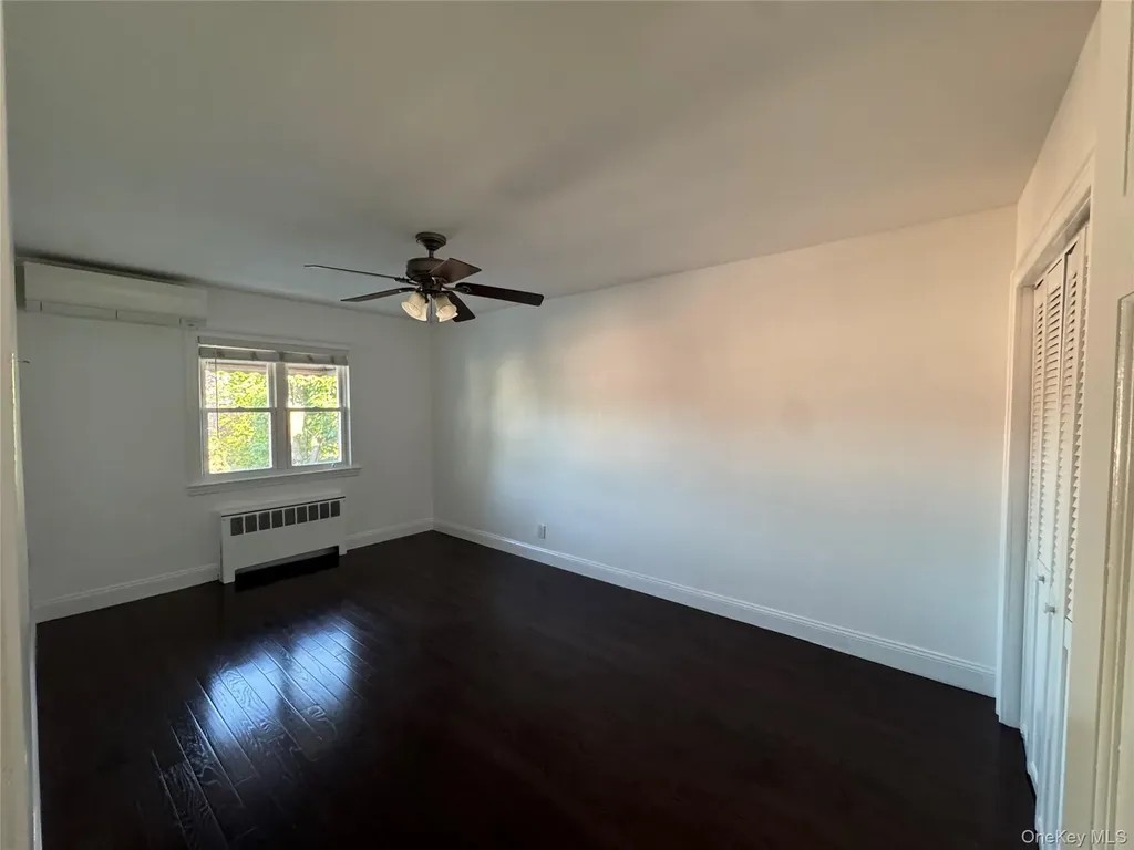 2742 Tenbroeck Avenue Bronx NY 10469