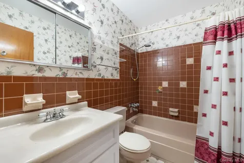 6 Wexler Court Garnerville NY 10923