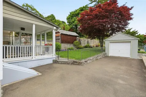 263 Madison Avenue Port Chester NY 10573