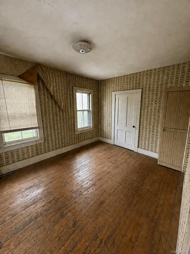 953 Creek Locks Road Rosendale NY 12472