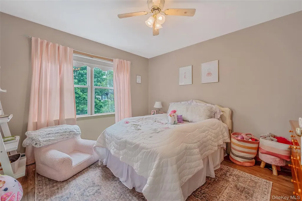 21 Audrey Avenue Plainview NY 11803