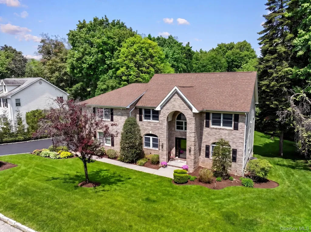 8 Drake Lane White Plains NY 10607