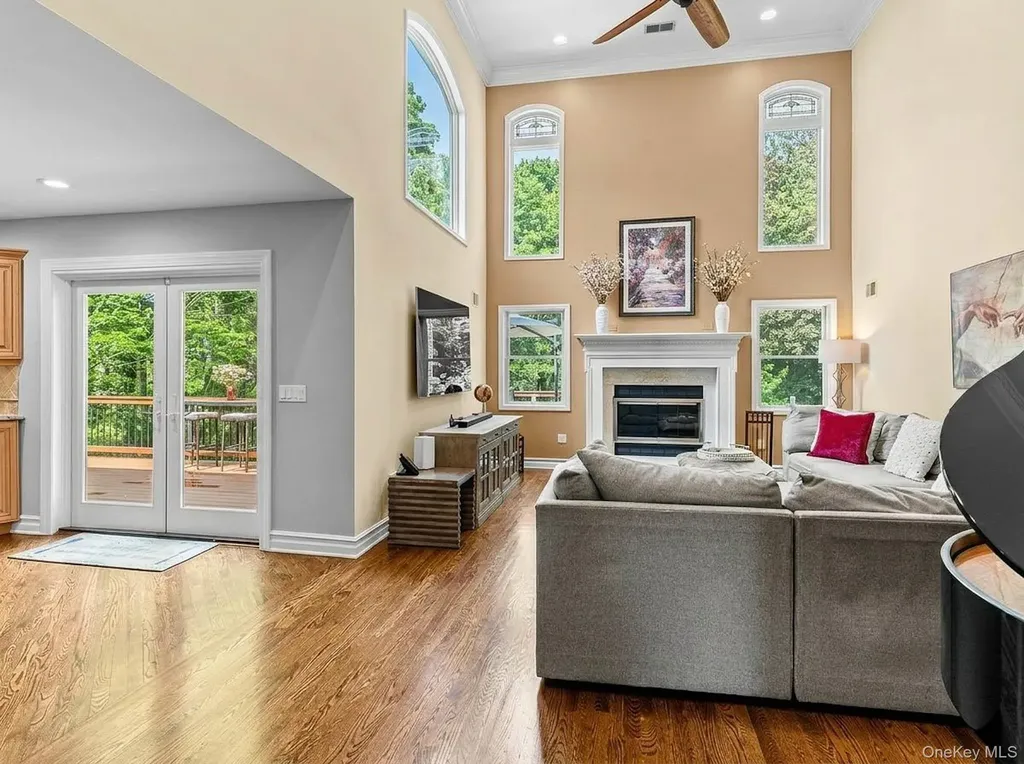 8 Drake Lane White Plains NY 10607