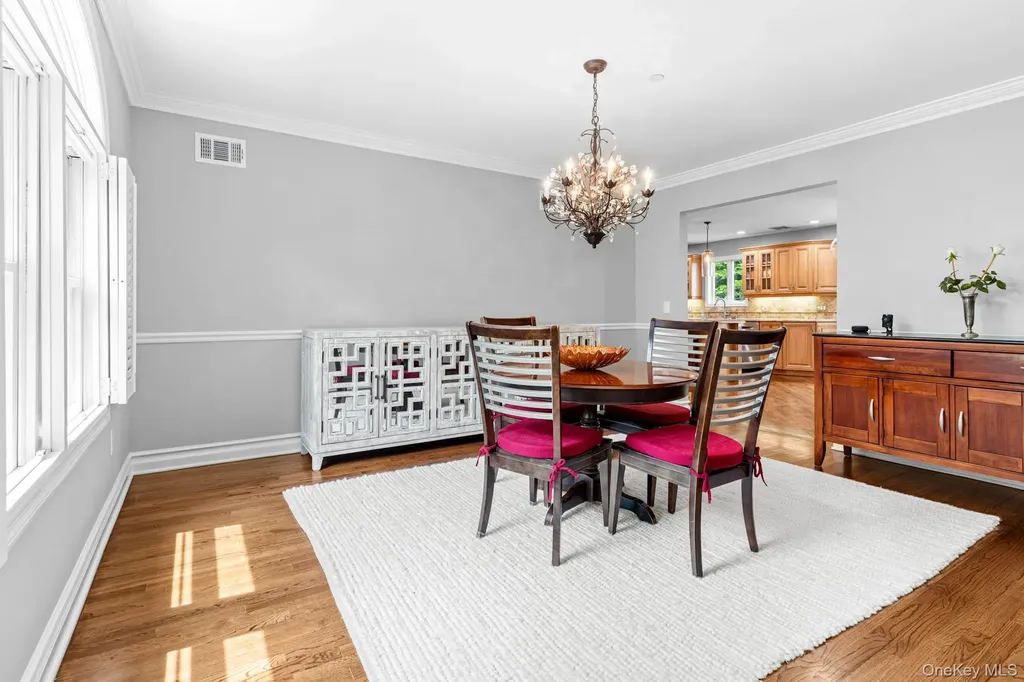 8 Drake Lane White Plains NY 10607