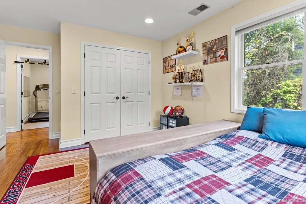 8 Drake Lane White Plains NY 10607