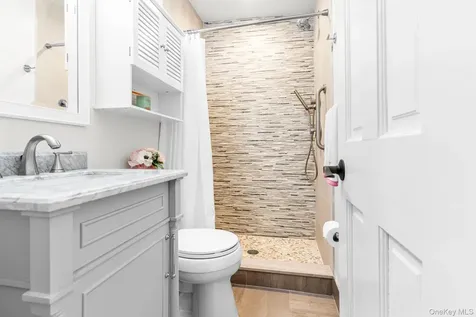 8 Drake Lane White Plains NY 10607