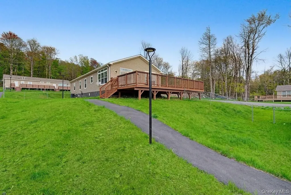 6 Raspberry Lane Monticello NY 12701