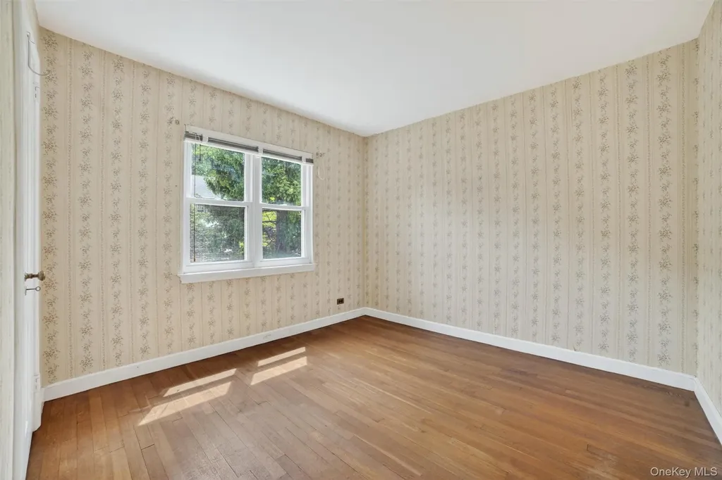 395 Packman Avenue Mount Vernon NY 10552
