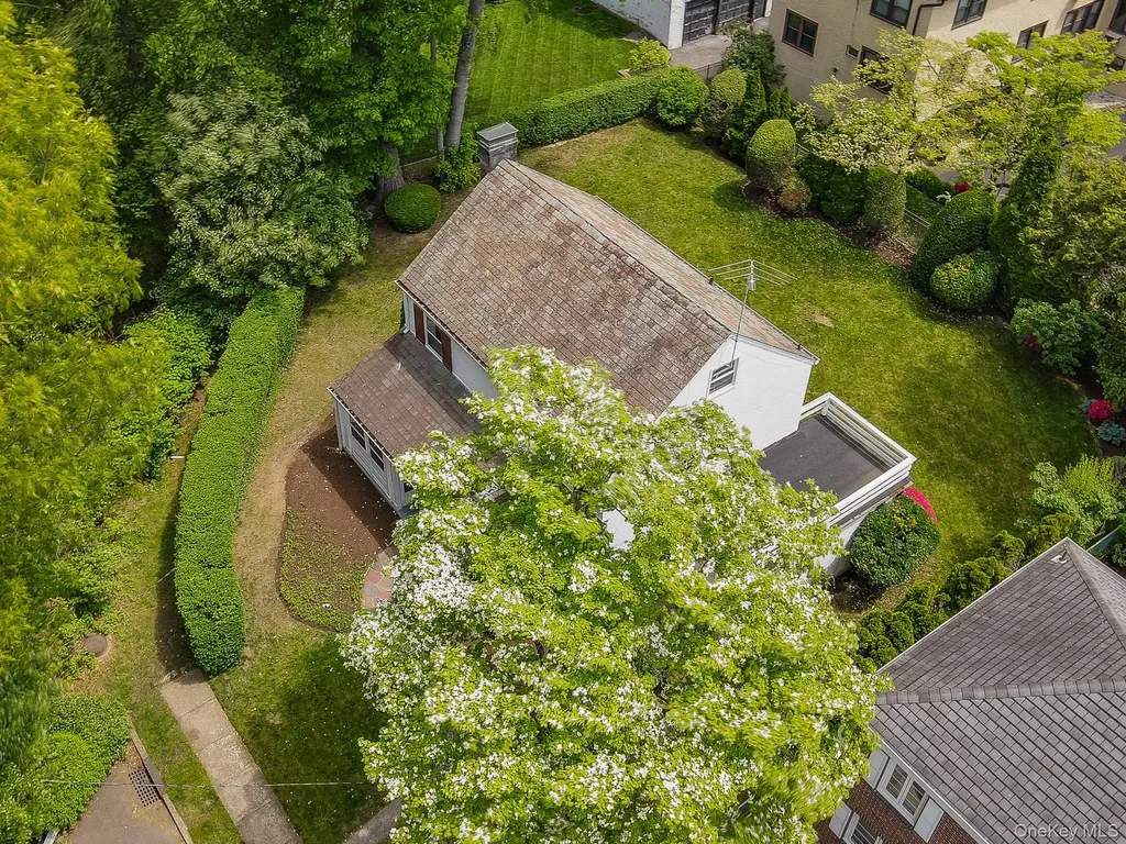 395 Packman Avenue Mount Vernon NY 10552