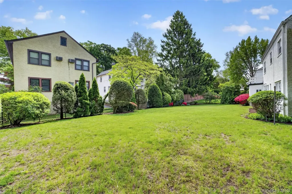 395 Packman Avenue Mount Vernon NY 10552