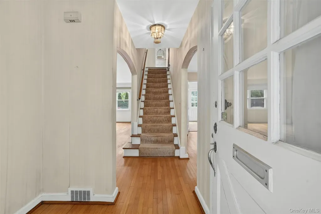 395 Packman Avenue Mount Vernon NY 10552