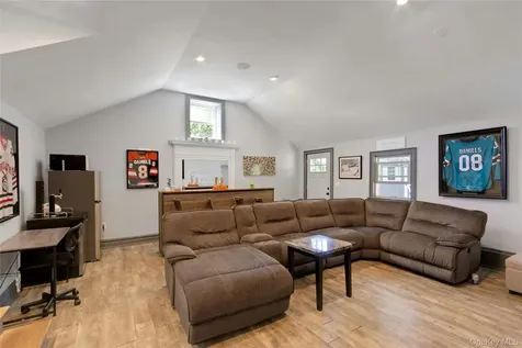 7 Hays Hill Road Pleasantville NY 10570