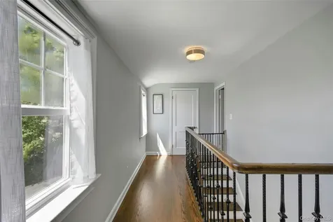 7 Hays Hill Road Pleasantville NY 10570