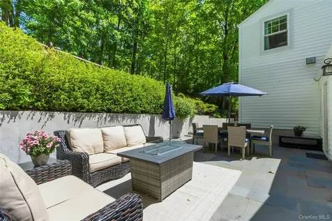 7 Hays Hill Road Pleasantville NY 10570