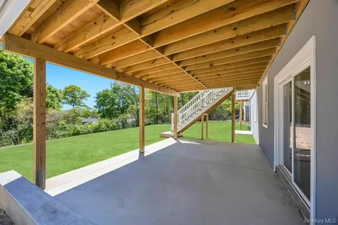 44 Elder Avenue Farmingville NY 11738