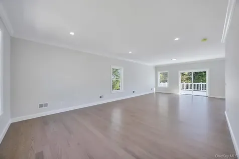 44 Elder Avenue Farmingville NY 11738