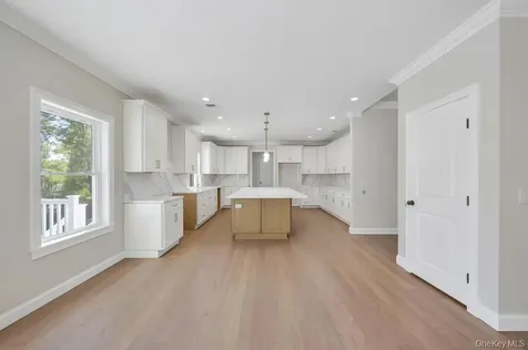44 Elder Avenue Farmingville NY 11738