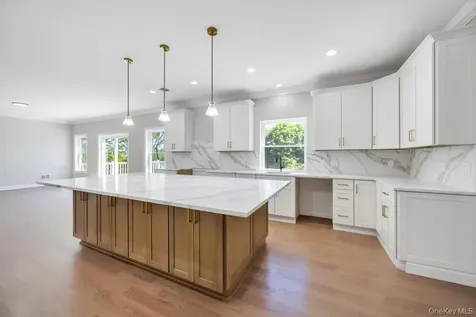44 Elder Avenue Farmingville NY 11738