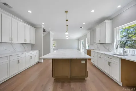44 Elder Avenue Farmingville NY 11738