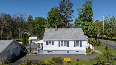 372 Union Center Road Ulster Park NY 12487