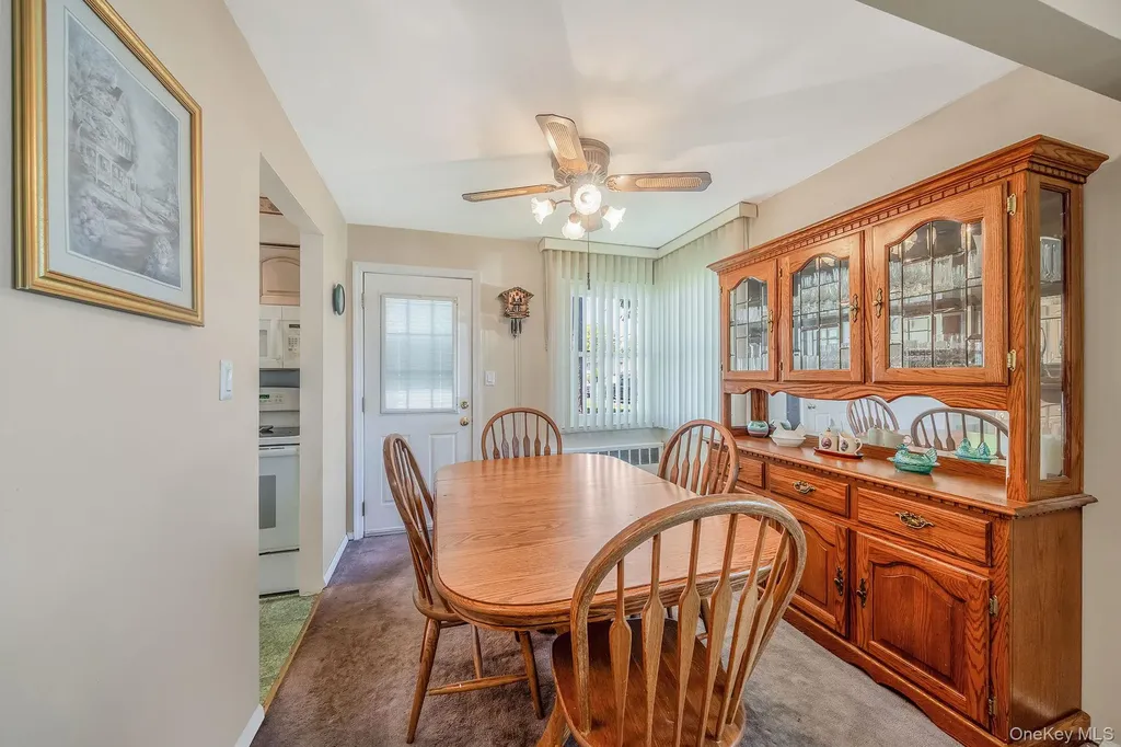 508 Davis Street North Babylon NY 11703