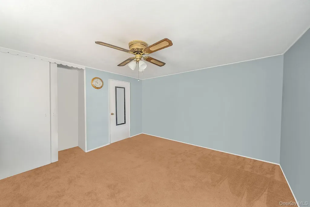 508 Davis Street North Babylon NY 11703