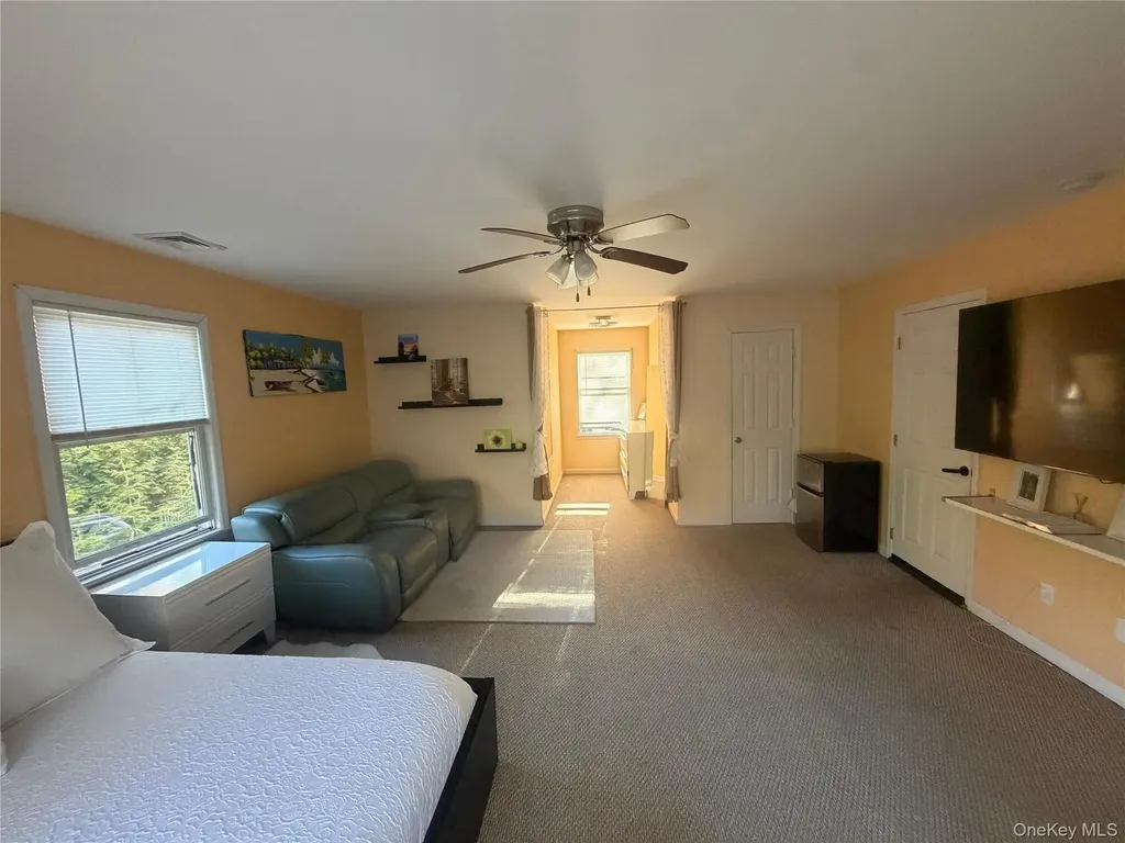 58 Flanders Boulevard Riverhead NY 11901
