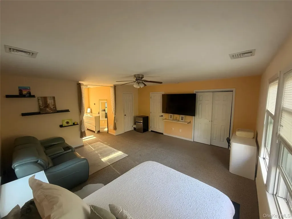 58 Flanders Boulevard Riverhead NY 11901