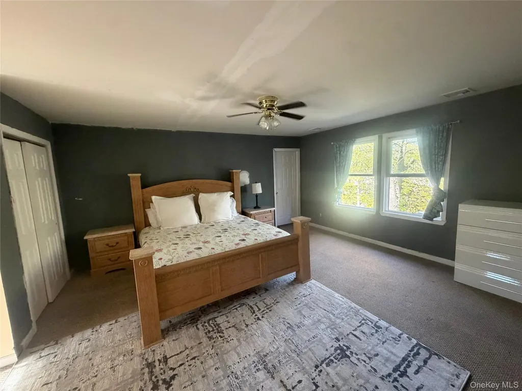 58 Flanders Boulevard Riverhead NY 11901