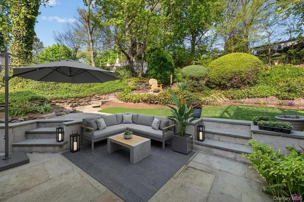 2737 Netherland Avenue Bronx NY 10463