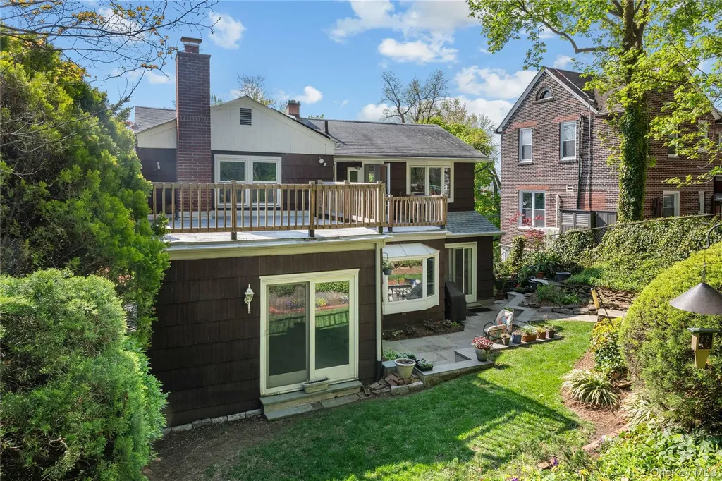 2737 Netherland Avenue Bronx NY 10463