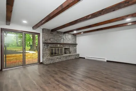 18 Hillside View Road Mahopac NY 10541
