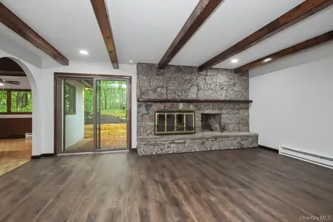 18 Hillside View Road Mahopac NY 10541