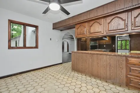 18 Hillside View Road Mahopac NY 10541