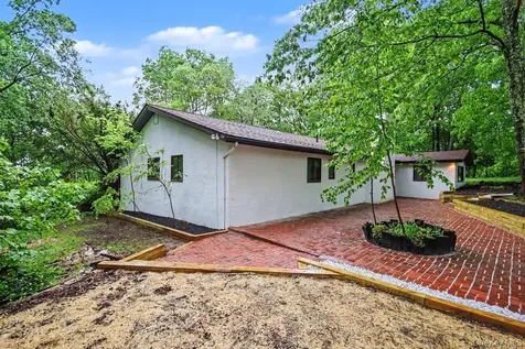 18 Hillside View Road Mahopac NY 10541