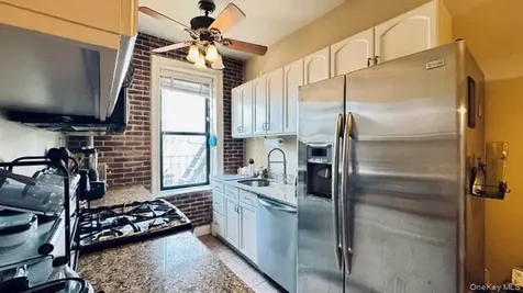 160-15 Powells Cove Boulevard Beechhurst NY 11357