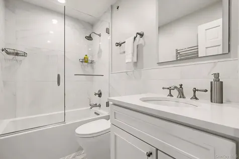 32 Valimar Boulevard White Plains NY 10603