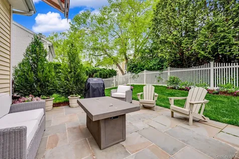32 Valimar Boulevard White Plains NY 10603