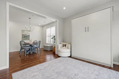 32 Valimar Boulevard White Plains NY 10603