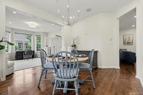 32 Valimar Boulevard White Plains NY 10603
