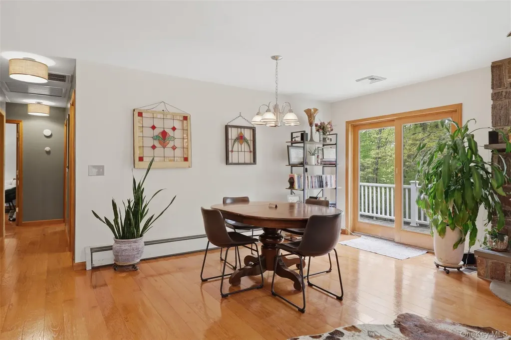 128 Sawmill Road Red Hook NY 12571