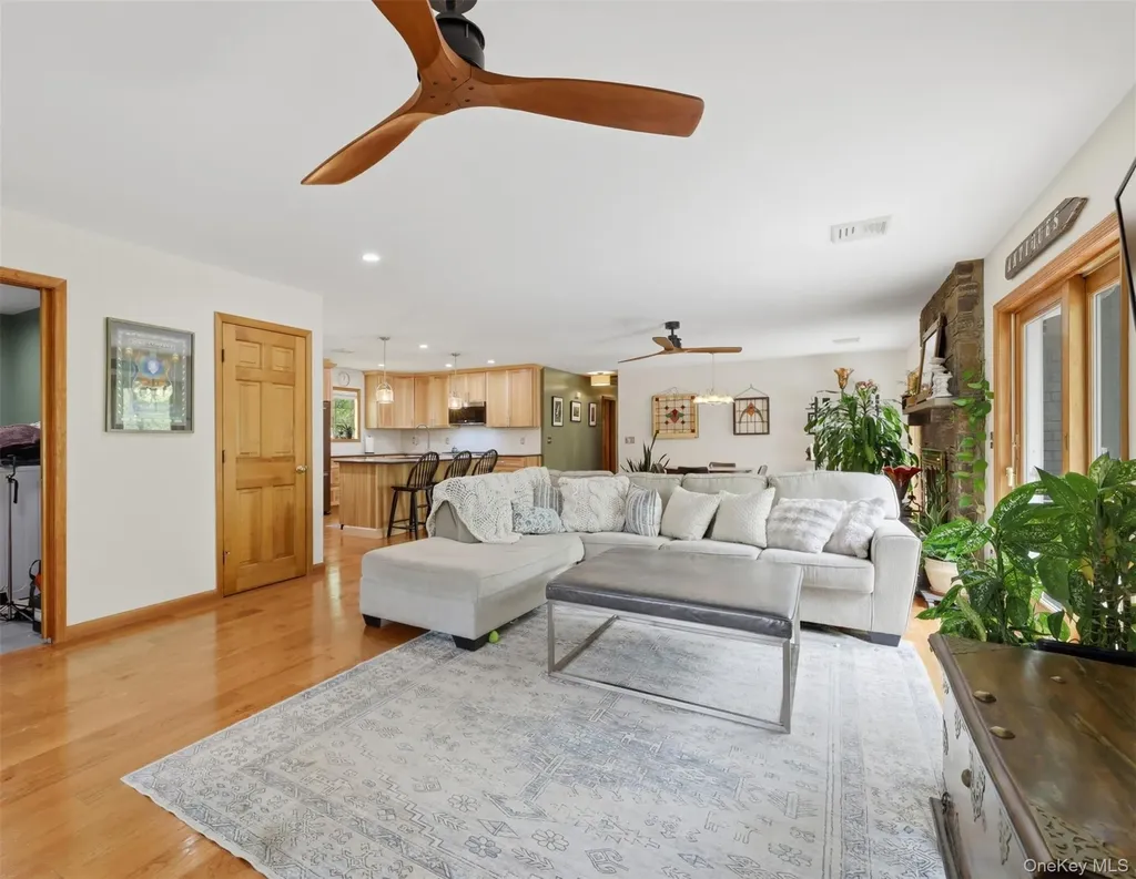 128 Sawmill Road Red Hook NY 12571