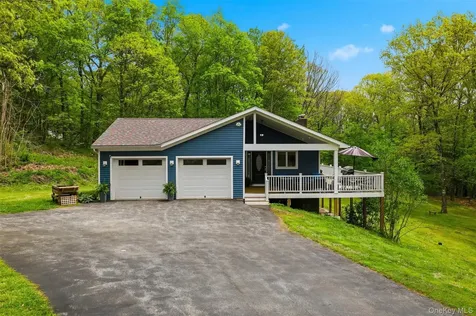 128 Sawmill Road Red Hook NY 12571