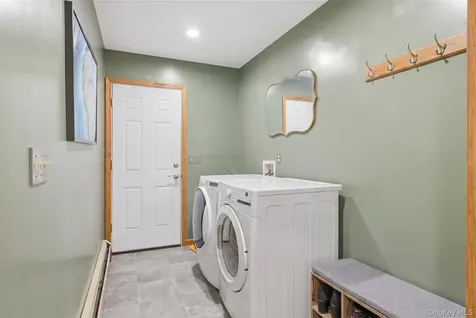 128 Sawmill Road Red Hook NY 12571