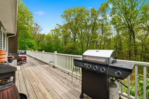 128 Sawmill Road Red Hook NY 12571